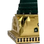 ⁦مجسم القبة الخضراء باللون الذهبي⁩ - الصورة ⁦3⁩