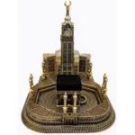 مجسم الحرم المكي الشريف مع الأبراج