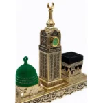 ⁦مجسم مكون من الكعبة المشرفة والقبة الخضراء وبرج الساعة⁩ - الصورة ⁦2⁩