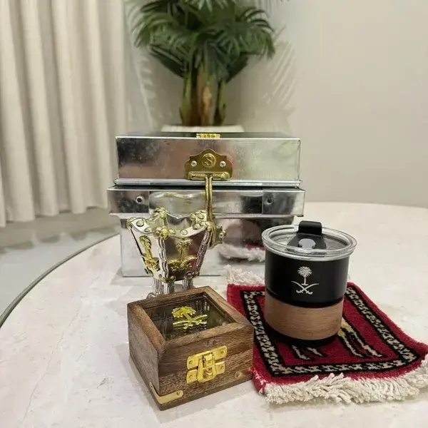Kimlik Kutusu