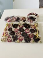 ⁦طقم التقديم صينية وقاعدة كوسترات و٤ كوسترات حاملات اكواب من الريزن متوفر بحجمين⁩ - الصورة ⁦5⁩