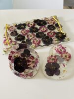 ⁦طقم التقديم صينية وقاعدة كوسترات و٤ كوسترات حاملات اكواب من الريزن متوفر بحجمين⁩ - الصورة ⁦4⁩